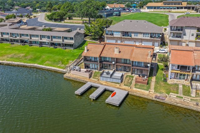 5515 Club Cove Court, De Cordova, TX 76049