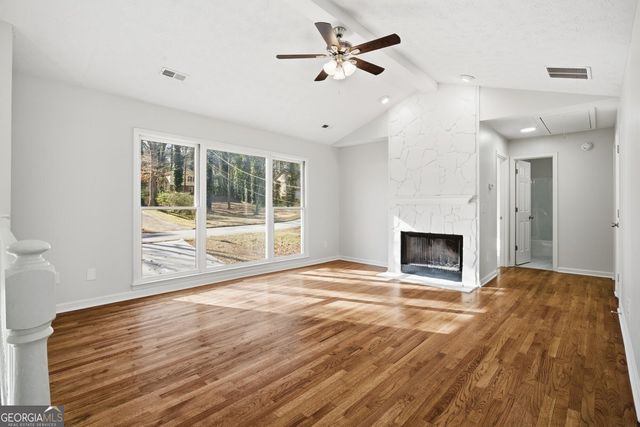 1518 Hillside Drive SE, Conyers, GA 30094