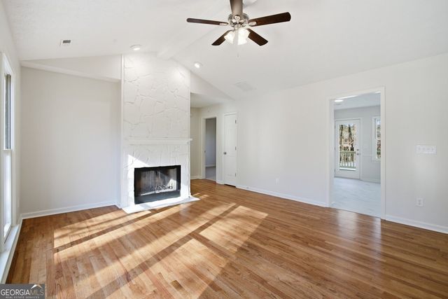 1518 Hillside Drive SE, Conyers, GA 30094