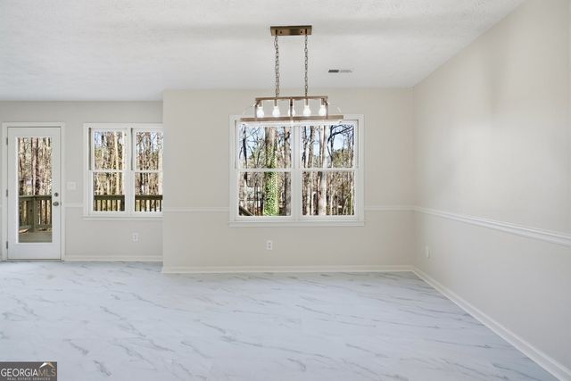 1518 Hillside Drive SE, Conyers, GA 30094