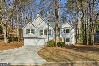 1518 Hillside Drive SE, Conyers, GA 30094