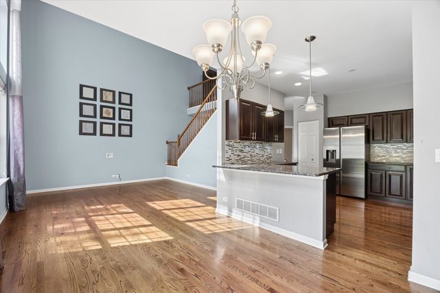 1987 Osprey Court 1987, Bartlett, IL 60103