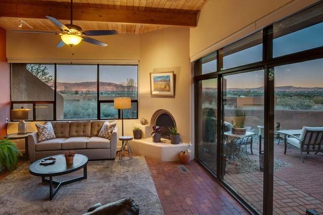 12 Mill Road NW, Albuquerque, NM 87120