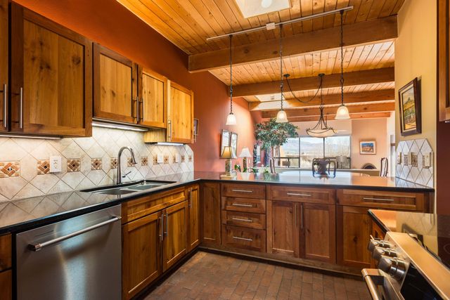 12 Mill Road NW, Albuquerque, NM 87120