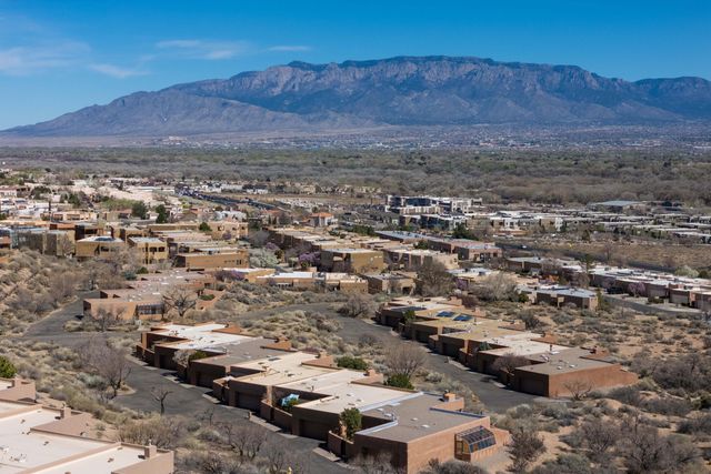 12 Mill Road NW, Albuquerque, NM 87120