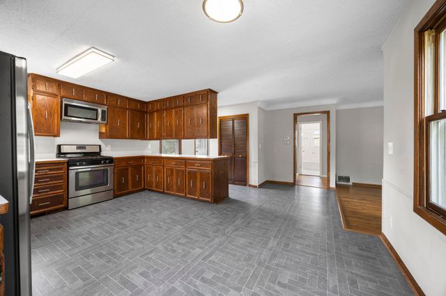 6401 Logan Avenue S, Richfield, MN 55423