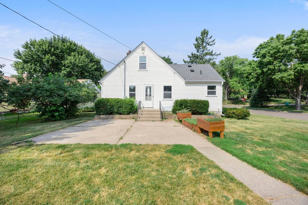 6401 Logan Avenue S, Richfield, MN 55423 — photo 2