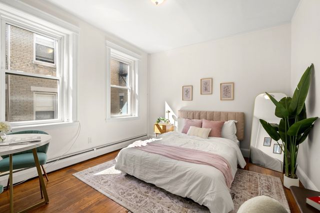 1840 Commonwealth Ave 8, Boston, MA 02135
