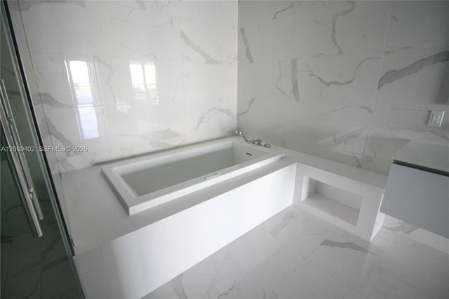 5000 Island Estates Dr 606, Aventura, FL 33160