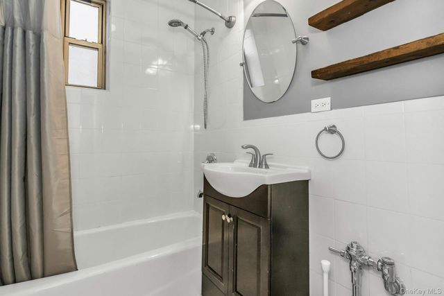 67-25 Clyde Street 1G, Forest Hills, NY 11375