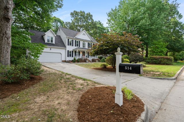 514 Autumngate Drive, Cary, NC 27518