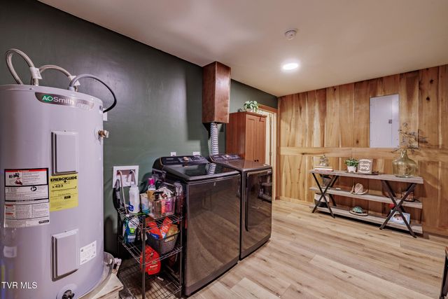 140 Bl Moore Lane, Jonesborough, TN 37659