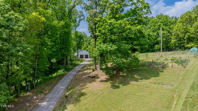 140 Bl Moore Lane, Jonesborough, TN 37659