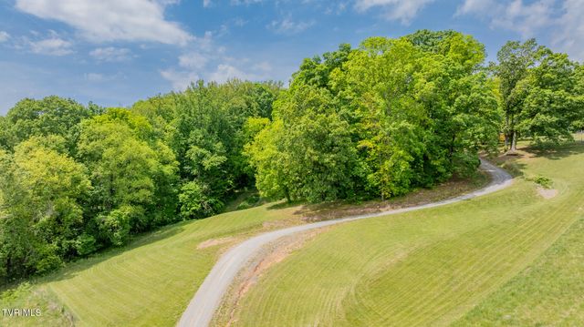 140 Bl Moore Lane, Jonesborough, TN 37659