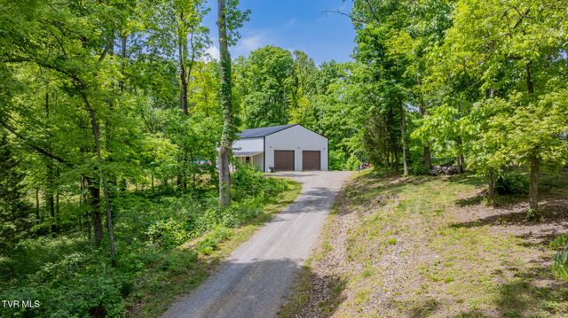 140 Bl Moore Lane, Jonesborough, TN 37659