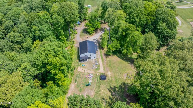 140 Bl Moore Lane, Jonesborough, TN 37659