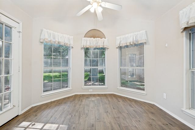 4712 Mount Hood Road, Fort Worth, TX 76137