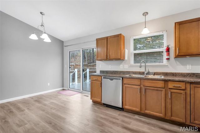 5640 Hawks Landing Drive, Hillsboro, MO 63050