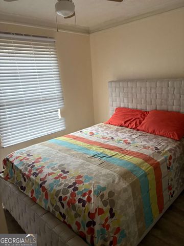 1317 Surrey Lane SW, Marietta, GA 30008