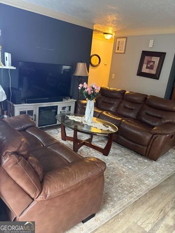 1317 Surrey Lane SW, Marietta, GA 30008