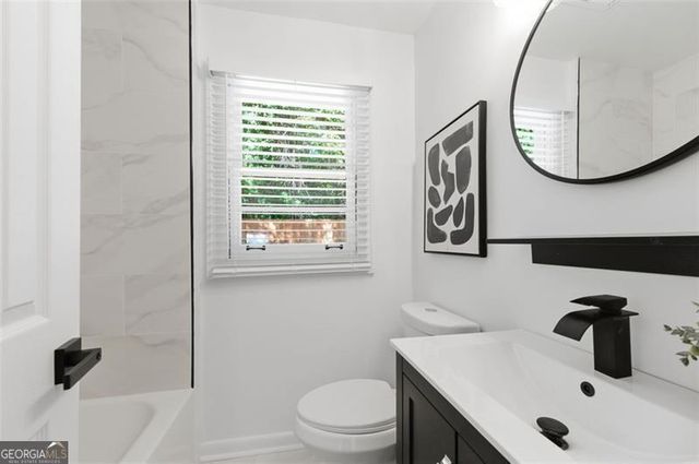 2541 SANTA BARBARA Drive NW, Atlanta, GA 30318