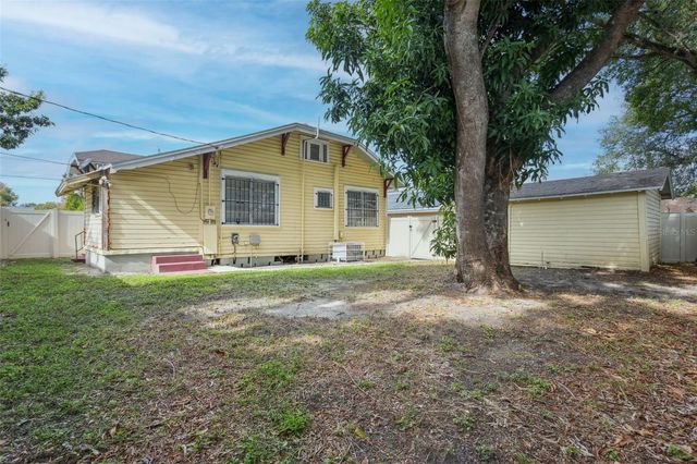 5005 N 15TH STREET, Tampa, FL 33610