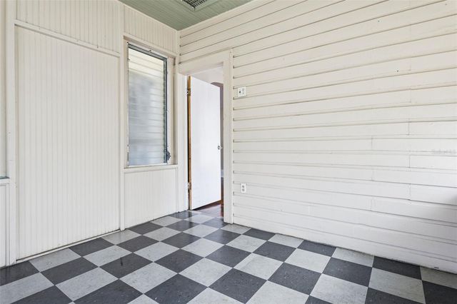 5005 N 15TH STREET, Tampa, FL 33610