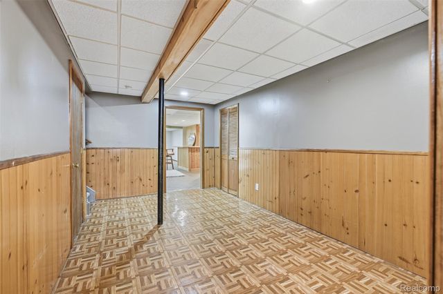 42739 Pond View Drive, Sterling Heights, MI 48314