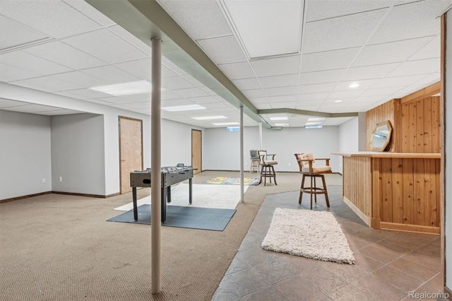 42739 Pond View Drive, Sterling Heights, MI 48314