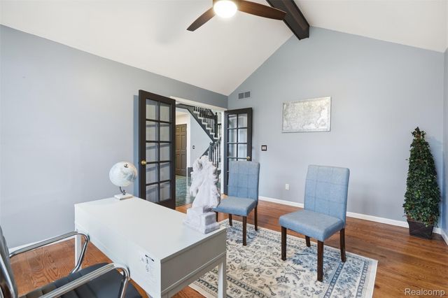 42739 Pond View Drive, Sterling Heights, MI 48314