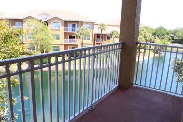 15605 Ocean Walk CIR 303, Fort Myers, FL 33908