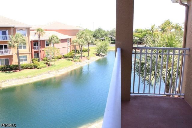 15605 Ocean Walk CIR 303, Fort Myers, FL 33908