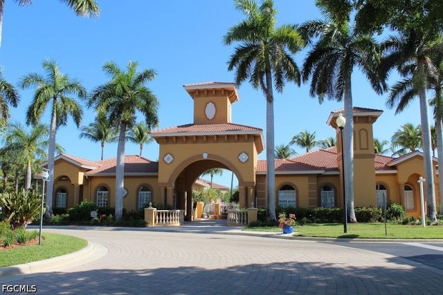 15605 Ocean Walk CIR 303, Fort Myers, FL 33908