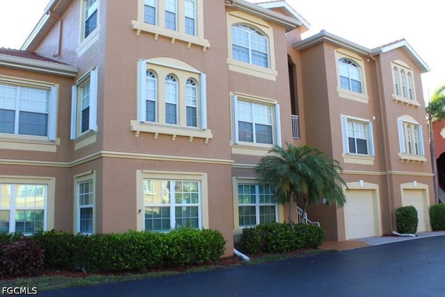 15605 Ocean Walk CIR 303, Fort Myers, FL 33908