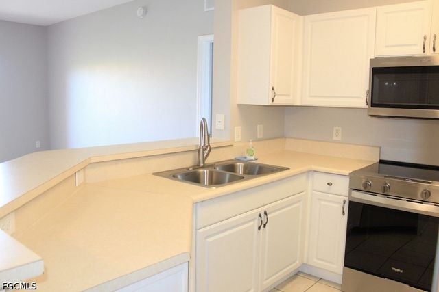 15605 Ocean Walk CIR 303, Fort Myers, FL 33908