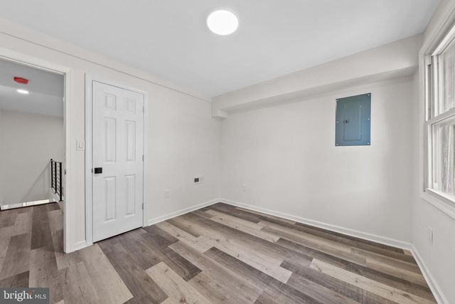 516 COLUMBUS RD, Burlington, NJ 08016