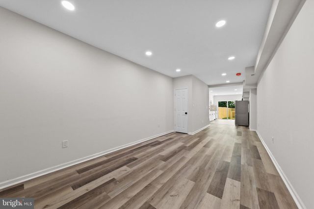 516 COLUMBUS RD, Burlington, NJ 08016