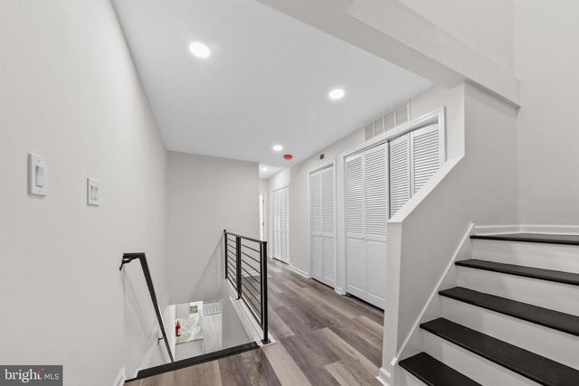 516 COLUMBUS RD, Burlington, NJ 08016
