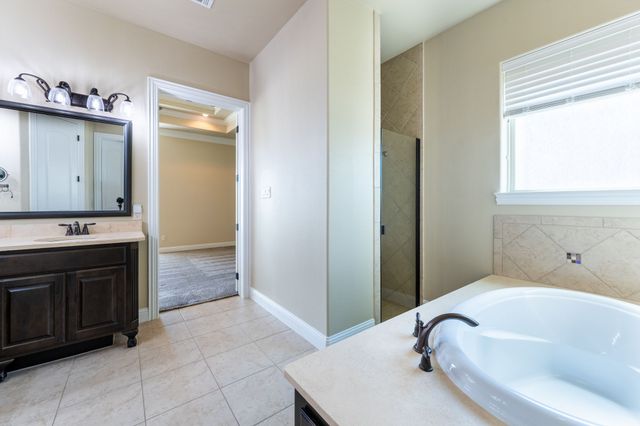 613 Southwestern Drive, Rockwall, TX 75087