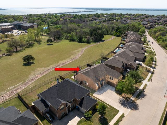 613 Southwestern Drive, Rockwall, TX 75087