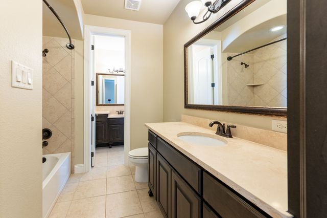 613 Southwestern Drive, Rockwall, TX 75087