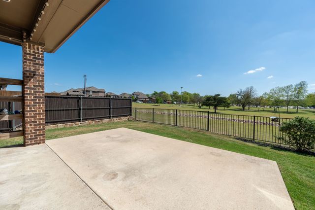 613 Southwestern Drive, Rockwall, TX 75087