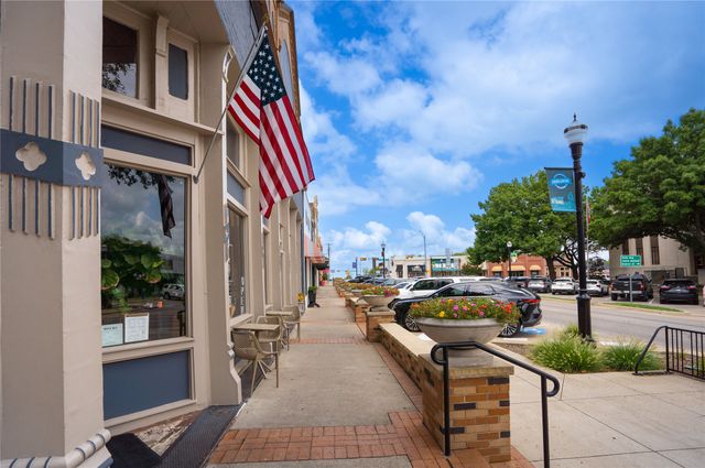 613 Southwestern Drive, Rockwall, TX 75087