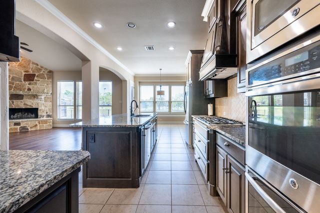 613 Southwestern Drive, Rockwall, TX 75087