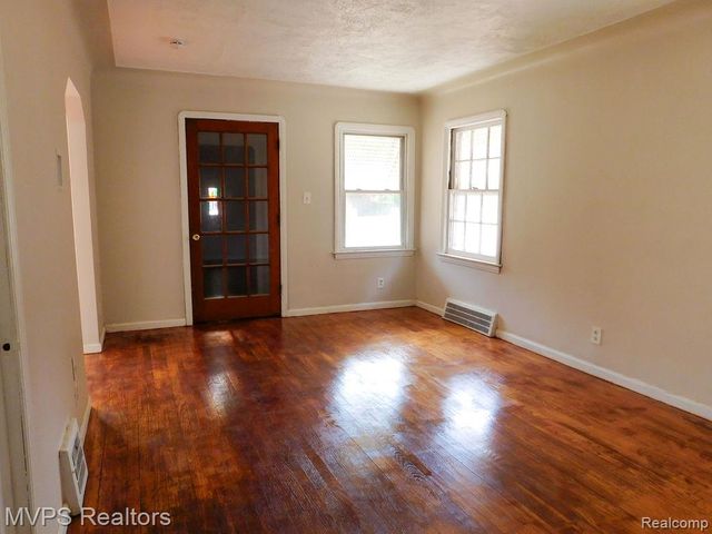 18961 Teppert Street, Detroit, MI 48234