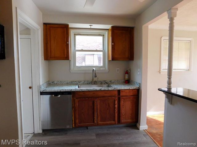 18961 Teppert Street, Detroit, MI 48234
