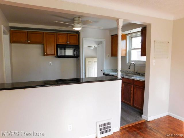 18961 Teppert Street, Detroit, MI 48234