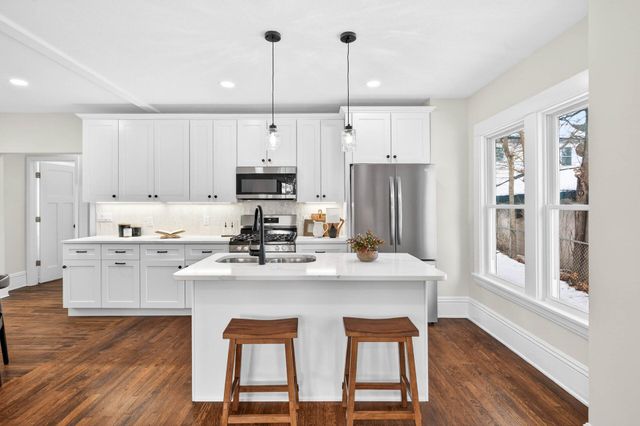 2416 E 37th Street, Minneapolis, MN 55406