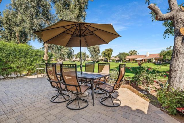 186 Gran Via, Palm Desert, CA 92260