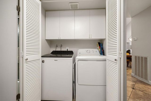 186 Gran Via, Palm Desert, CA 92260